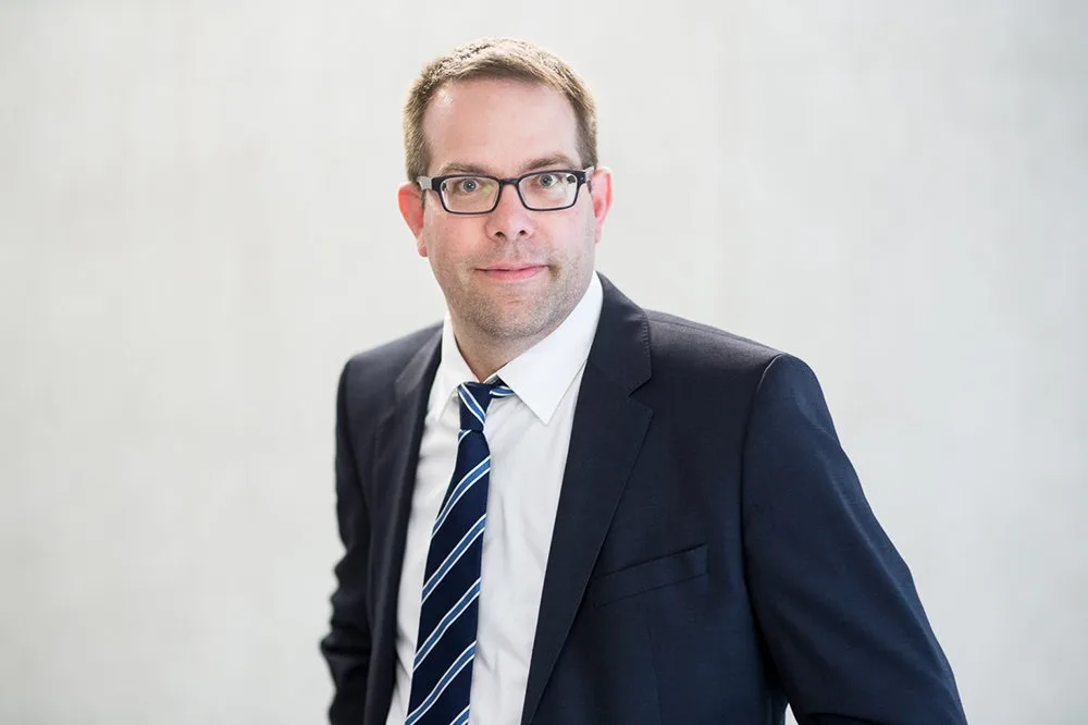 Porträt lic. iur. Dominic Frey